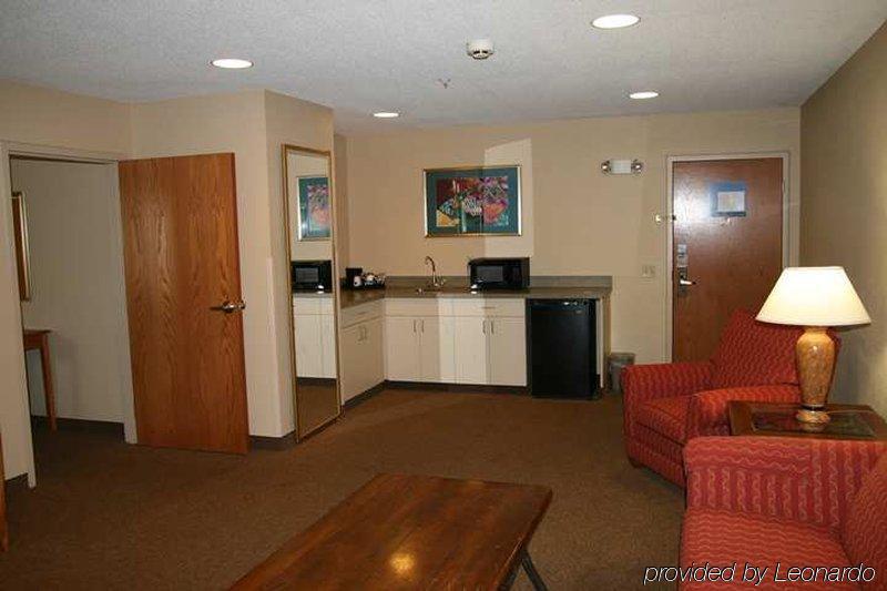 Hampton Inn Muskegon Muskegon Heights Номер фото