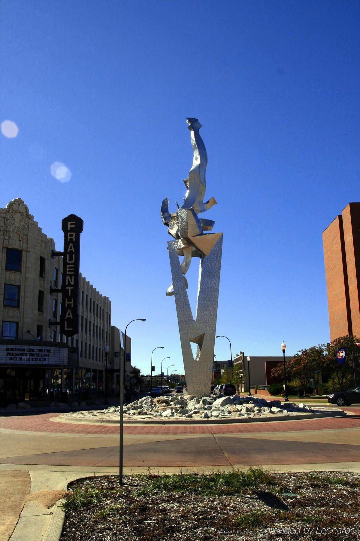 Hampton Inn Muskegon Muskegon Heights Экстерьер фото